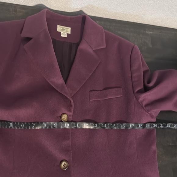 L.L. Bean Vintage Purple Wool Cashmere Blend 3 Button Blazer Size 14 Petite - Picture 6 of 7
